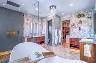 4635 Dolphin Cay Ln S, Saint Petersburg, FL 33711 - Photo 26