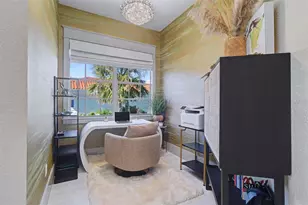 4635 Dolphin Cay Ln S, Saint Petersburg, FL 33711 - Photo 30