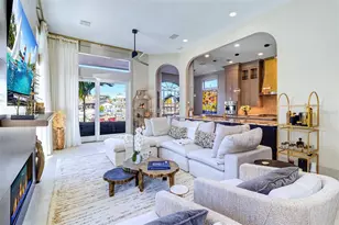 4635 Dolphin Cay Ln S, Saint Petersburg, FL 33711 - Photo 8