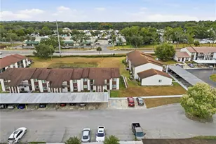 39132 County Road 54, Zephyrhills, FL 33542 - Photo 26