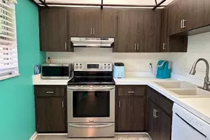 19029 US Hwy 19 N, Clearwater, FL 33764 - Photo 4