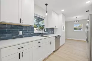 1204 Branda Vista Dr, Brandon, FL 33510 - Photo 10