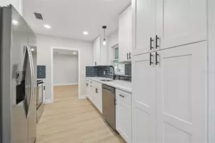 1204 Branda Vista Dr, Brandon, FL 33510 - Photo 14