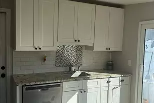 466 36th Ave N, Saint Petersburg, FL 33704 - Photo 12