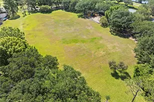 11718 Spanish Lake Dr, Tampa, FL 33635 - Photo 38