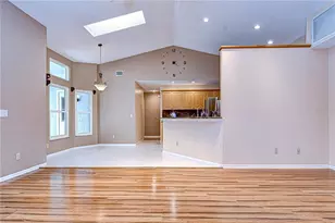 11718 Spanish Lake Dr, Tampa, FL 33635 - Photo 12