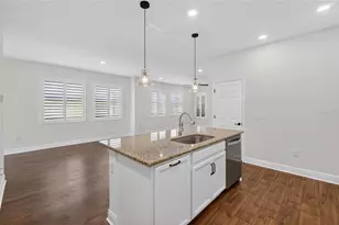 13890 Kingfisher Glen Dr, Lithia, FL 33547 - Photo 8