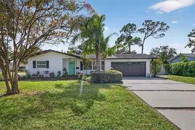 336 87th Avenue NE, Saint Petersburg, FL 33702 - Photo 1