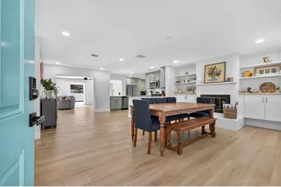 336 87th Avenue NE, Saint Petersburg, FL 33702 - Photo 4