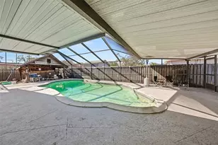 2910 W Burke St, Tampa, FL 33614 - Photo 20