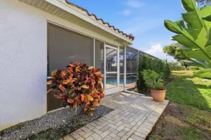 716 Woodmont Dr, Tarpon Springs, FL 34689 - Photo 50