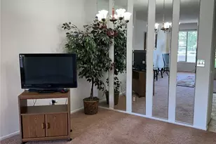 2460 Persian Dr, Clearwater, FL 33763 - Photo 8
