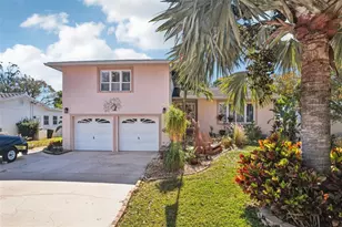 13476 Binglewood Ave, Seminole, FL 33776 - Photo 2