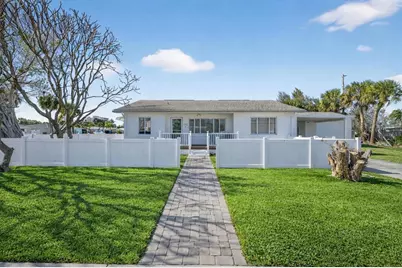 292 42nd Avenue, Saint Pete Beach, FL 33706 - Photo 1