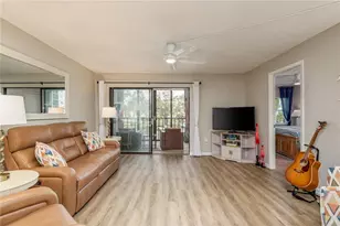19029 US Hwy 19 N, Clearwater, FL 33764 - Photo 10