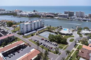 10216 Regal Dr, Largo, FL 33774 - Photo 22