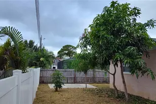 1762 Nevada Ave NE, Saint Petersburg, FL 33703 - Photo 8