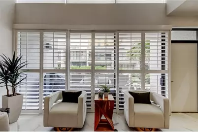 301 2nd Street N #10, Saint Petersburg, FL 33701 - Photo 6