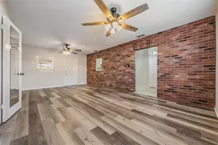 4907 N Mendenhall Dr, Tampa, FL 33603 - Photo 2