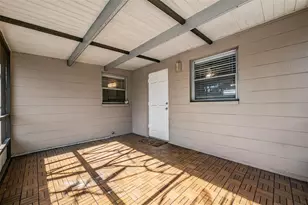 4907 N Mendenhall Dr, Tampa, FL 33603 - Photo 22