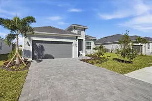 13044 Tulum Loop, Venice, FL 34293 - Photo 2