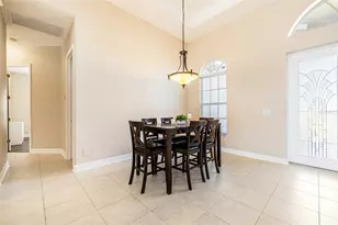 613 SE 4th Pl, Cape Coral, FL 33990 - Photo 18