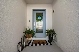 9916 Key Haven Rd, Seminole, FL 33777 - Photo 26