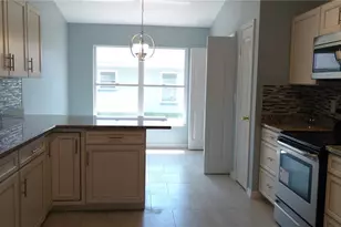 28646 Tanner Dr, Wesley Chapel, FL 33543 - Photo 4