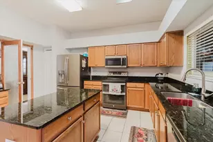 2717 Avon River Dr, Valrico, FL 33596 - Photo 38