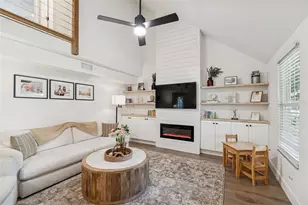 3216 W Oakellar Ave, Tampa, FL 33611 - Photo 6