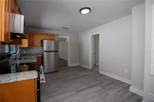 2425 Auburn St S, Saint Petersburg, FL 33712 - Photo 16