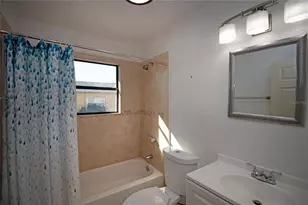 2425 Auburn St S, Saint Petersburg, FL 33712 - Photo 28