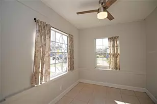 2425 Auburn St S, Saint Petersburg, FL 33712 - Photo 6