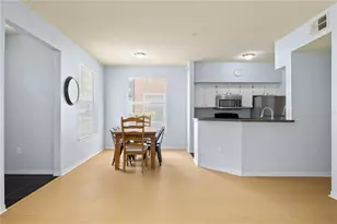 6017 Westgate Dr, Orlando, FL 32835 - Photo 10