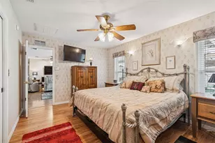 11309 112th Ct, Seminole, FL 33778 - Photo 18