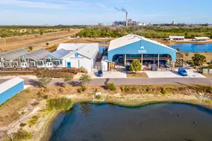 617 Kingston Ct, Apollo Beach, FL 33572 - Photo 82