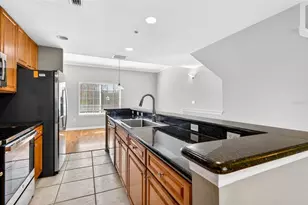 9739 Meadow Field Cir, Tampa, FL 33626 - Photo 12