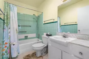 1001 Augusta Dr, Sun City Center, FL 33573 - Photo 20