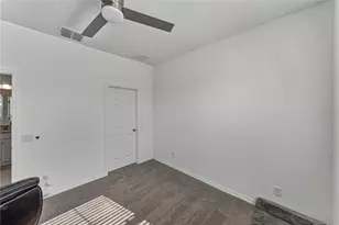 9506 Crescent Ray Dr, Wesley Chapel, FL 33545 - Photo 30