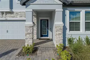 9506 Crescent Ray Dr, Wesley Chapel, FL 33545 - Photo 6