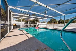 7200 7th St N, Saint Petersburg, FL 33702 - Photo 28