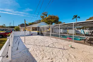 7200 7th St N, Saint Petersburg, FL 33702 - Photo 30