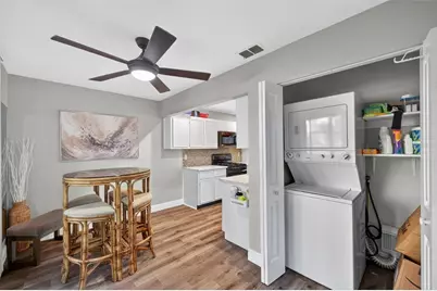 5705 80th Street N #105, Saint Petersburg, FL 33709 - Photo 12