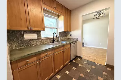 105 N Aurora Avenue, Clearwater, FL 33765 - Photo 10