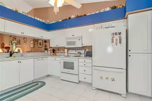 2978 Brookfield Ln, Clearwater, FL 33761 - Photo 6