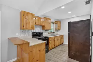 4106 56th Ave N, Saint Petersburg, FL 33714 - Photo 18