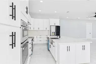 1515 30th St SE, Ruskin, FL 33570 - Photo 12