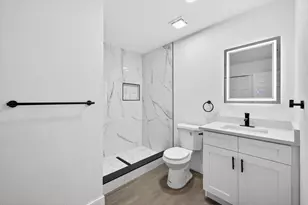 4501 16th Ave S, Saint Petersburg, FL 33711 - Photo 8