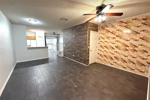 6339 Osprey Lake Cir, Riverview, FL 33578 - Photo 6