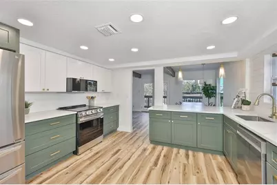 18711 Red Bird Lane, Lithia, FL 33547 - Photo 4